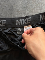 (ЗАБЕЛЕЖКИ) (М) Nike Dri Fit мъжки шорти (повреден ластик)
